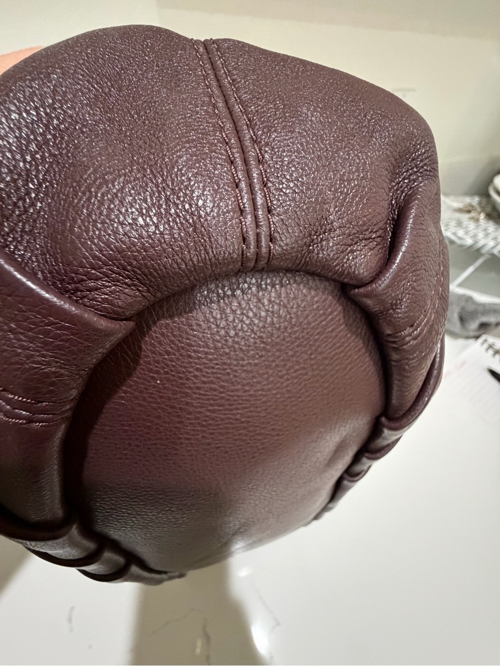 COACH Lily Pebbled Leather Shoulder Bag in Ox Blood with Gold Hardware K1781 - Picture 4 of 8